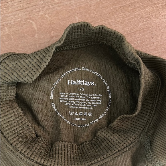 NEW Halfdays Olive Green Base Layer Set Leggings Long Sleeve Top Skiing - Picture 3 of 9